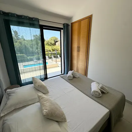 Villa - Porto-vecchio - Piscine Privée