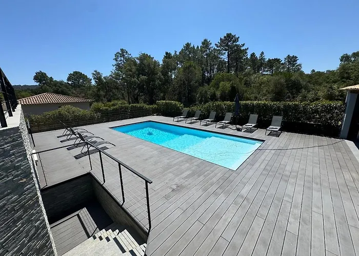 - Porto-vecchio - Piscine Privee * Porto-Vecchio (Corsica)