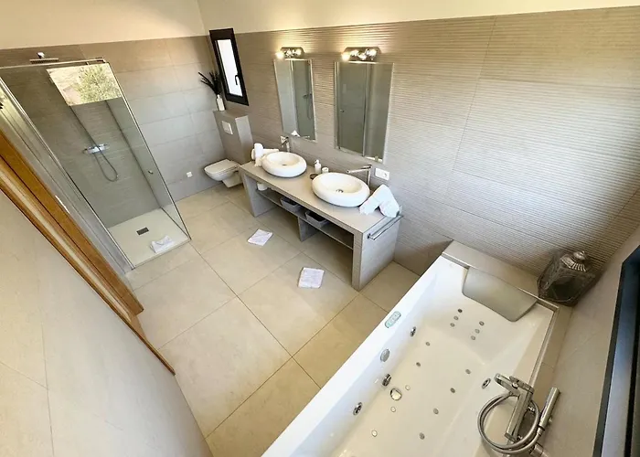 - Porto-vecchio - Piscine Privee Villa Porto-Vecchio (Corsica)